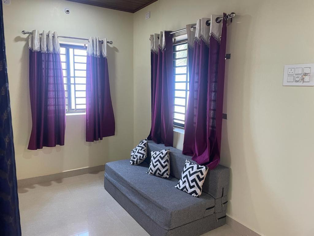Nisarga Homestay And Beach Resort Gokarna ゴカルナ エクステリア 写真
